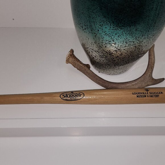 Mini Louisville Slugger - Picture 5 of 5